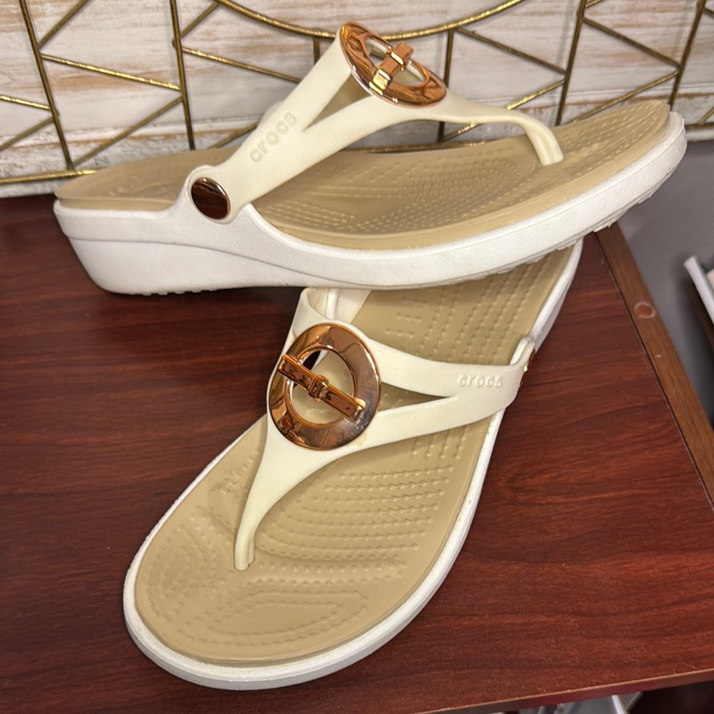 Crocs Women's Cream Sandals